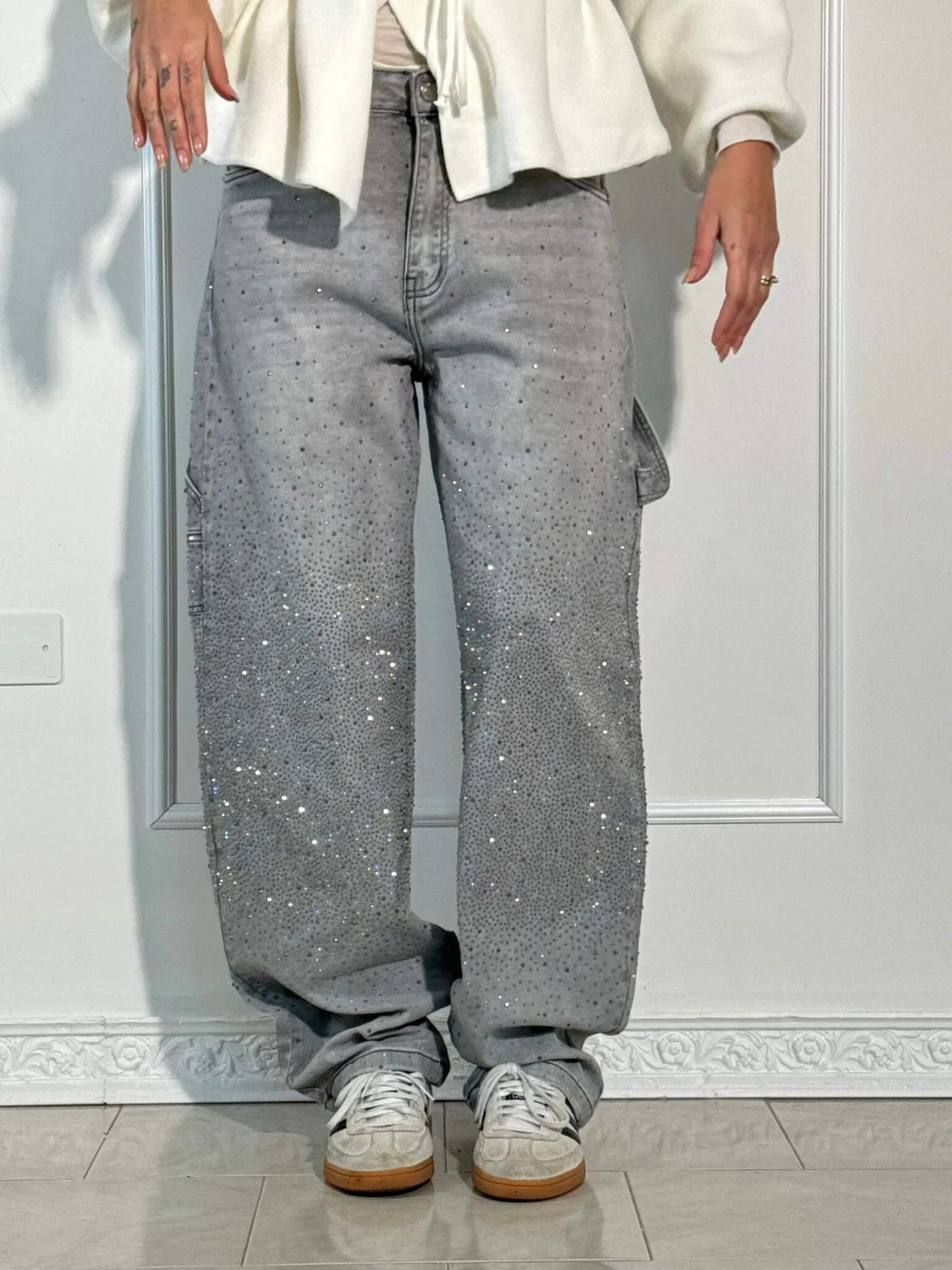 Pantalon Violette™ à taille haute, jambes larges et poches à boutons