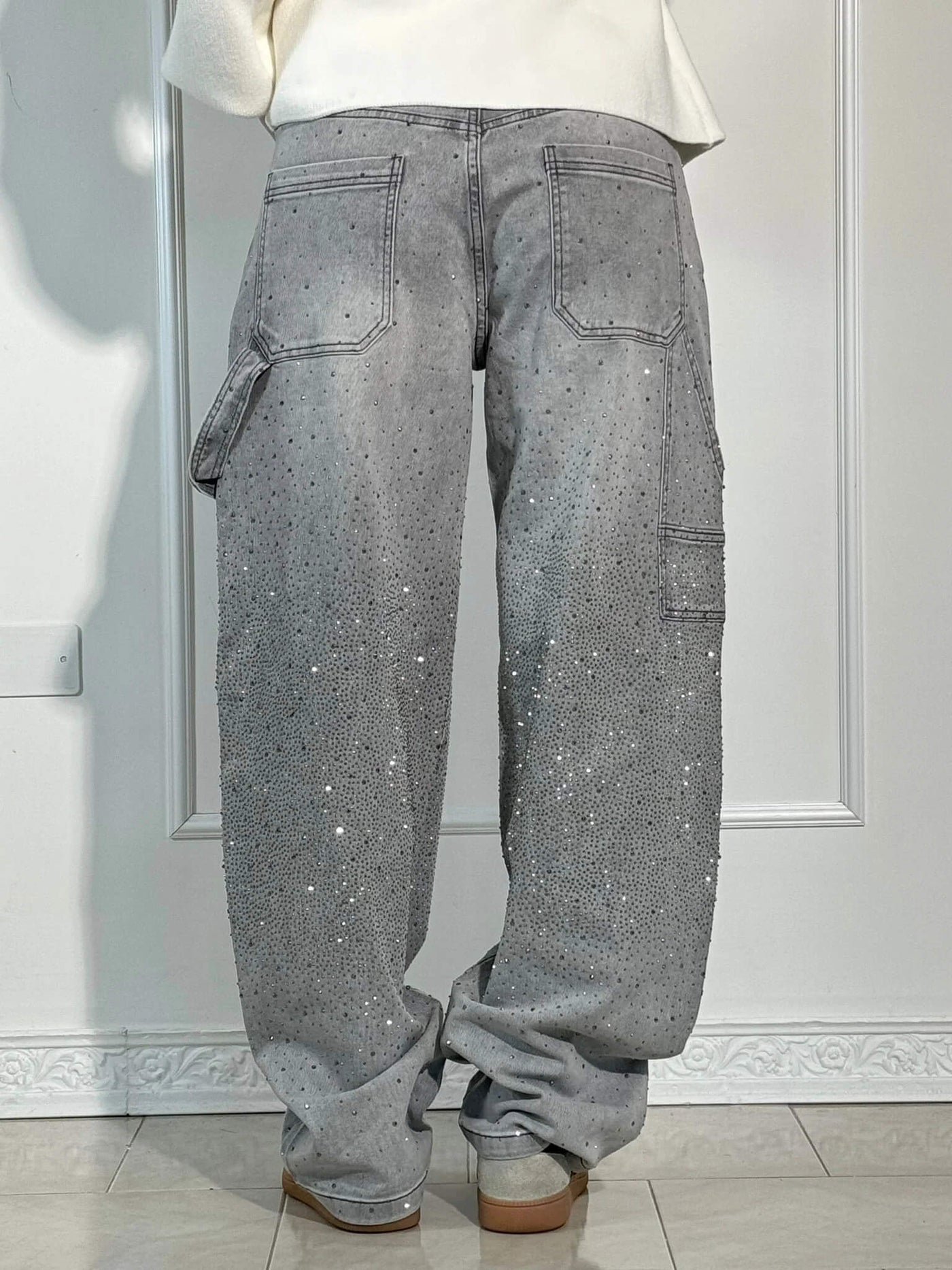 Pantalon Violette™ à taille haute, jambes larges et poches à boutons