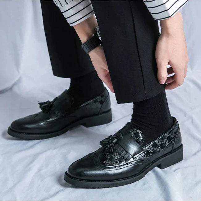 Le Baron – Chaussures à Détails Raffinés