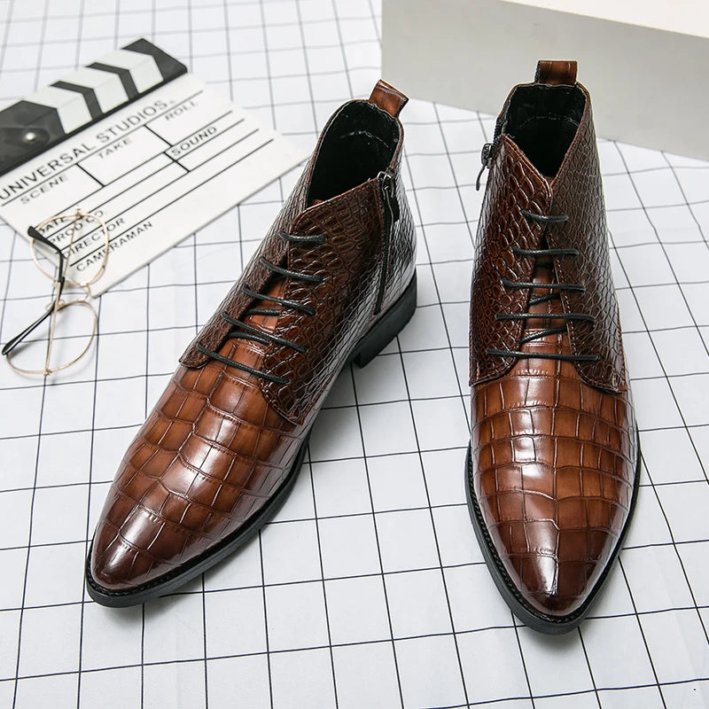 High Quality Low Heeled Lace Up Brown Chelsea Mens Boots Business Leather Men Designer Boots Fashion Casual Pointed Cowboy Boots